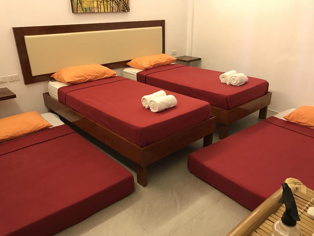 Koko'S Place Diniwid Balabag  Kültér fotó