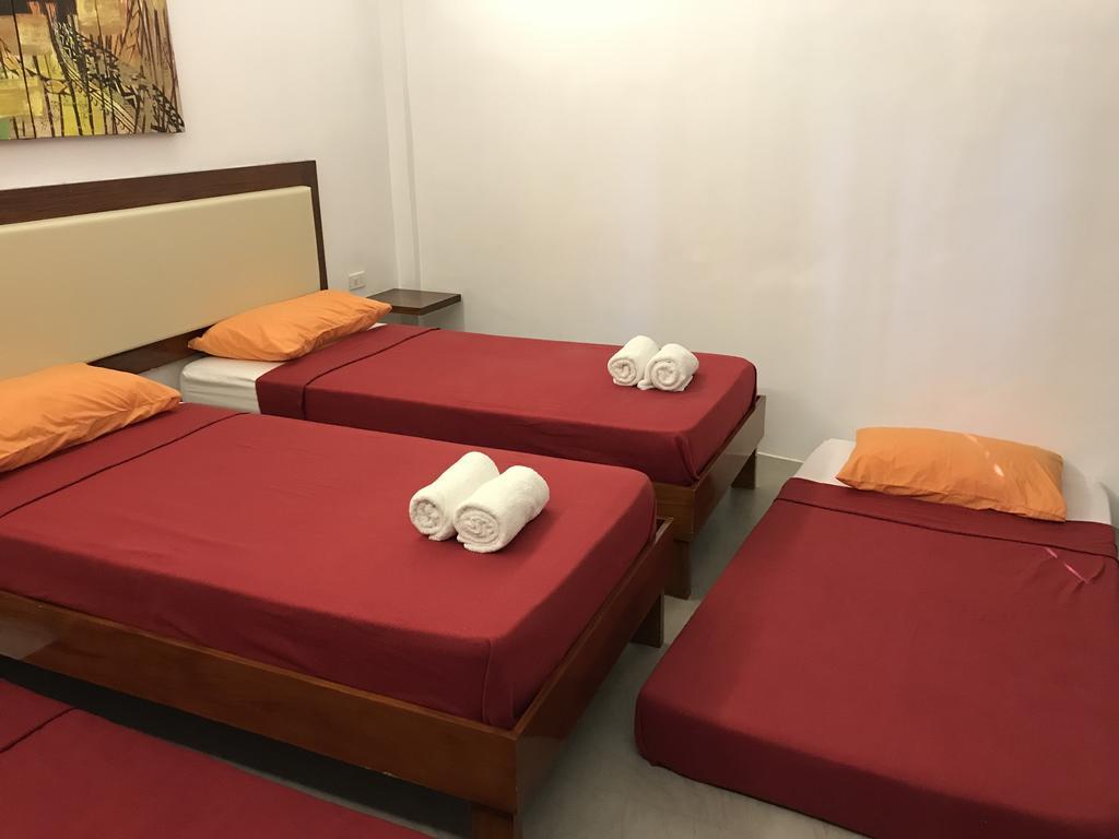 Koko'S Place Diniwid Balabag  Kültér fotó