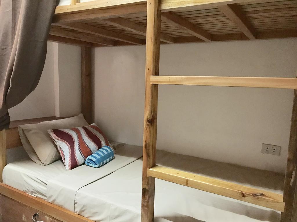Koko'S Place Diniwid Balabag  Kültér fotó